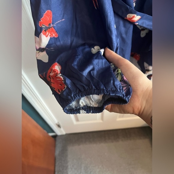 SHEIN Butterfly Print Blouse With Belt - Picture 6 of 7